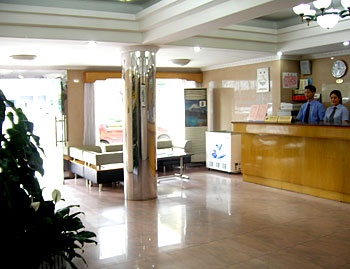 Reception Desk - Walton Hotel Shenzhen