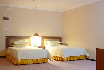 -- - Kaiping Rich Hotel