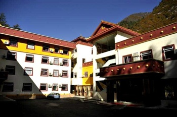  - Jiuzhaigou Xianchi Hotel