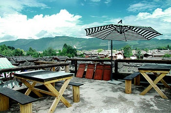 -- - Lijiang Xixilou Inn