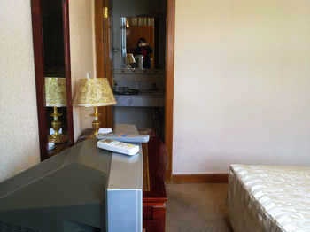 Guest Room - Lhasa Yashi Hotel