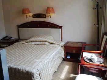 Guest Room - Lhasa Yashi Hotel