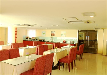  - Hanting Hotels ( Xianyang Weiyang Road Stadium )