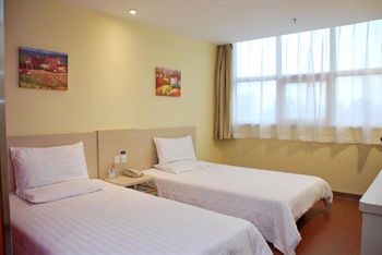  - Hanting Hotels （ Xi'an Wanda Plaza Jiefang Road two stores ）