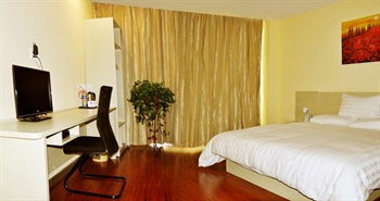  - Hanting Hotels （ Xi'an Wanda Plaza Jiefang Road two stores ）