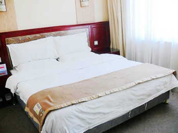 Guest Room - Xining Huatai Hotel