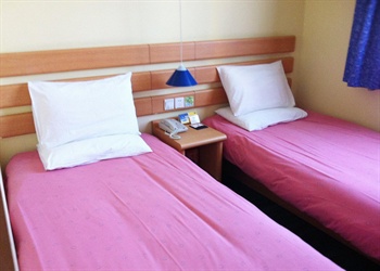  - Home Inn Urumqi Railway Bureau Beijing South Road