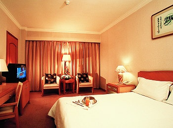 Deluxe Standard King Room - Shanghai Hua Ting Guest House