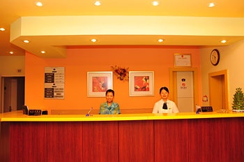 Lobby - Home Inn (Shanghai Stadium)