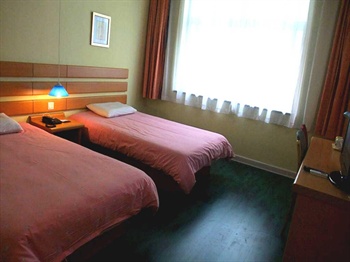  - Home Inn(Shanghai North Tibet)