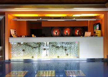  - Motel 168(Shanghai Ao Men Road Inn)