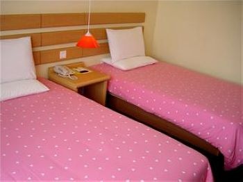 Guest Room - Home Inn (Beihong Road)