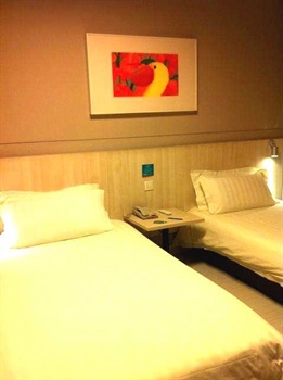  - Jinjiang Inn(Shanghai Everbright Convention Cente)