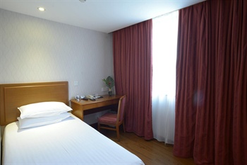  - Wistaria Hotel  