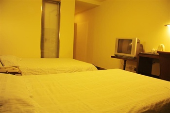  - Motel 168 Shanghai Yanan West Road