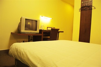  - Motel 168 Shanghai Yanan West Road