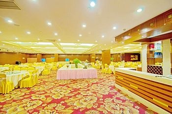 Chinese Restaurant - Chongqing Plaza Hotel 