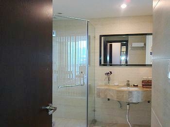 Bathroom - Golden Swallow Hotel - Chongqing