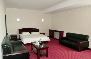 Guest Room - Chengde National Palace Hotel