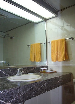 Bathroom - Shanxi Fenjiu Hotel