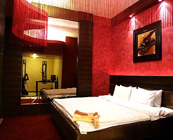 -- - Shenyang Hanhuang Int'L Business Hotel