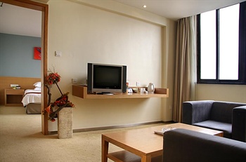  - Wuxi fashion city Business Hotel