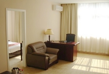 -- - Changshou City xinzhuang town brilliance Holiday Inn