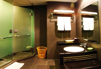 Bathroom - Nanyuan Inn (Beilun Road)