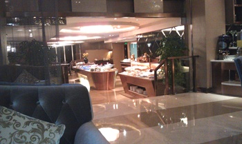  - Xiamen Lujiang Hotel