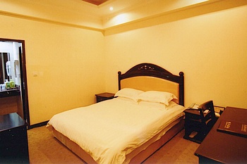 -- - East Valley Hotel Mount Lu sanatorium second Therapy Area