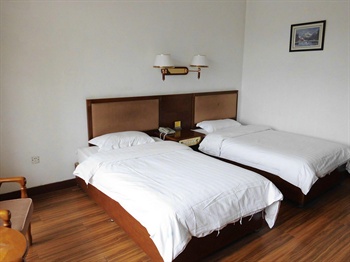  - Qingdao Quanzong Hotel 