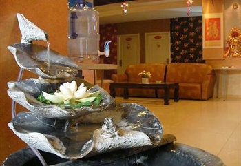  - Qingdao Qinglong Business Hotel 