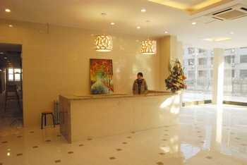 Lobby - Yicheng Hotel - Qingdao