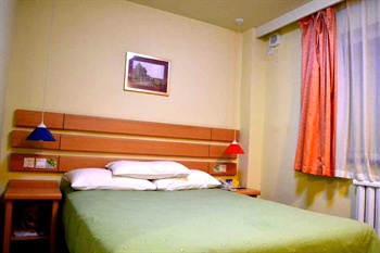  - Home Inn Qingdao Sifang Coach Station