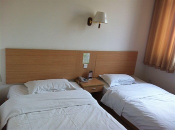  - Qingdao Qin Yuan Star Business Hotel