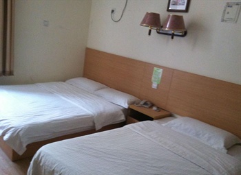  - Qingdao Qin Yuan Star Business Hotel