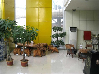  - Ji'nan Daming Business Hotel