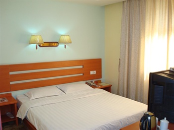  - Ji'nan Xiangqun Business Hotel