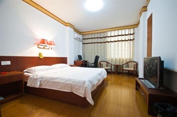  - Ji'nan Yongfeng Business Hotel