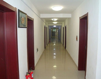 Corridor - Ji'nan Yaxuanju Hotel