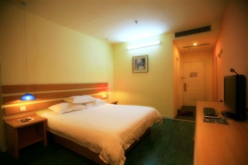  - Linyi Baishi Family Hotel