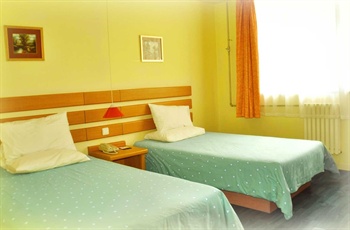  - Home Inn (Zhengzhou Dongming Road)