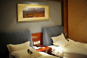  - Zhengzhou star Holidays Express Hotel