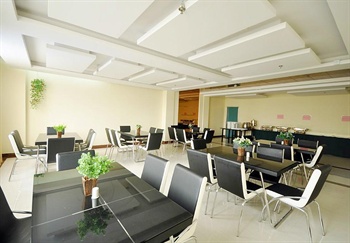  - Zhengzhou Big Dipper fashion Business Hotel