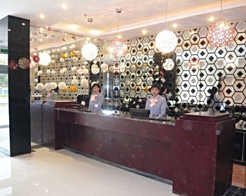 Lobby - Luoyang Tosun Holiday Hotel