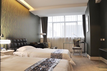 -- - Bohemia Hotel - Luoyang