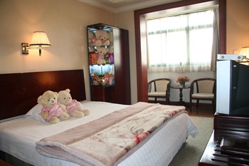  - Luoyang Dragon Cypress Business Hotel