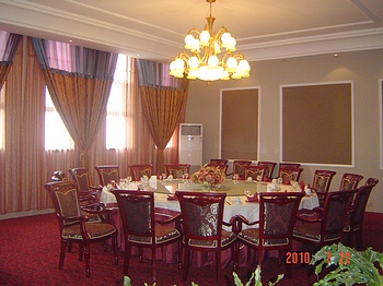 Restaurant VIP Room - Yuntai Resort Hotel - Jiaozuo