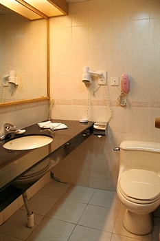  - Wuhan Zhenhua Hotel