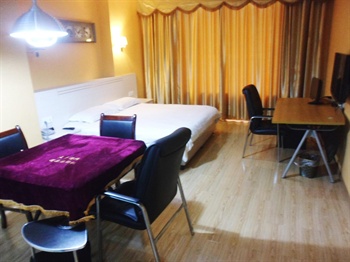  - Wuhan Taihe Business Hotel